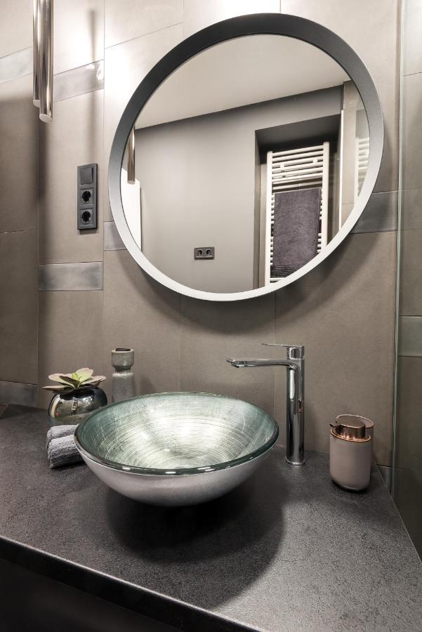 Hollo 3 Bedroom Downtown Apartment Budapest Luaran gambar