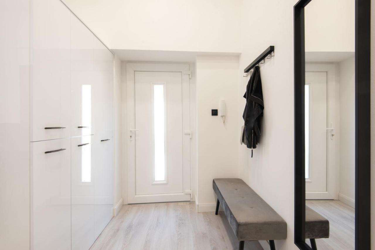 Hollo 3 Bedroom Downtown Apartment Budapest Luaran gambar
