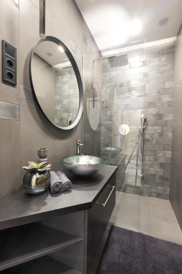 Hollo 3 Bedroom Downtown Apartment Budapest Luaran gambar
