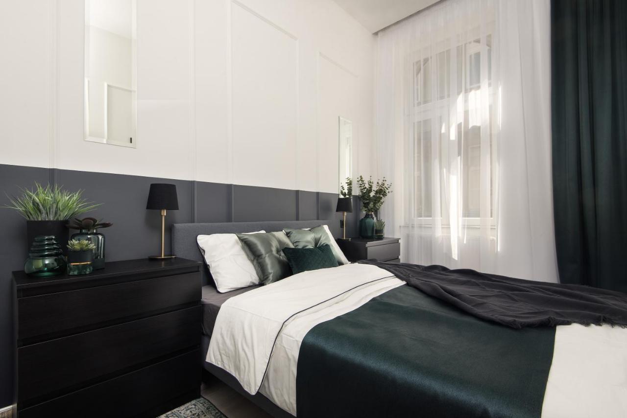 Hollo 3 Bedroom Downtown Apartment Budapest Luaran gambar